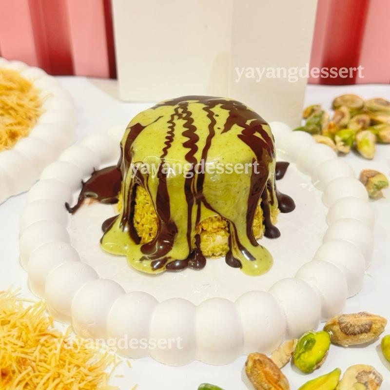 

RB22 Mini Pistachio Dubai Cheese Boom 160g