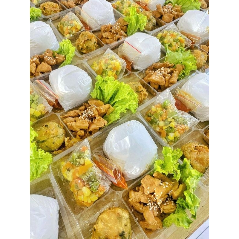 

SI MANIS CATERING Nasi Box Ayam Lengkap + Kerupuk