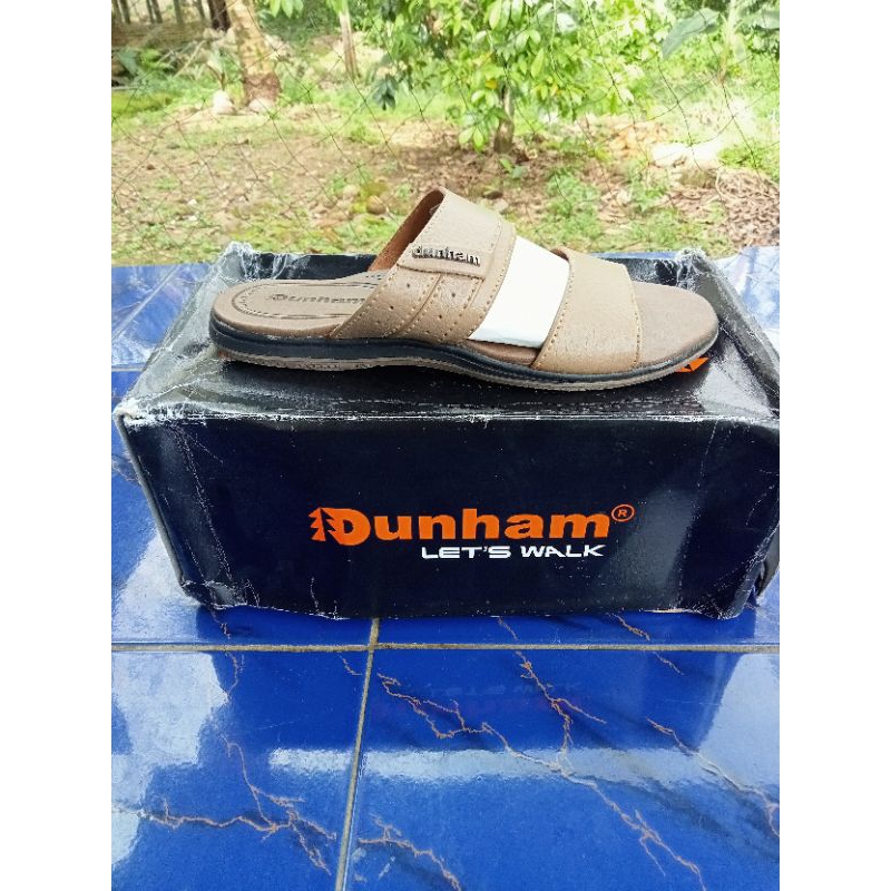 sandal dunham dan kasogi