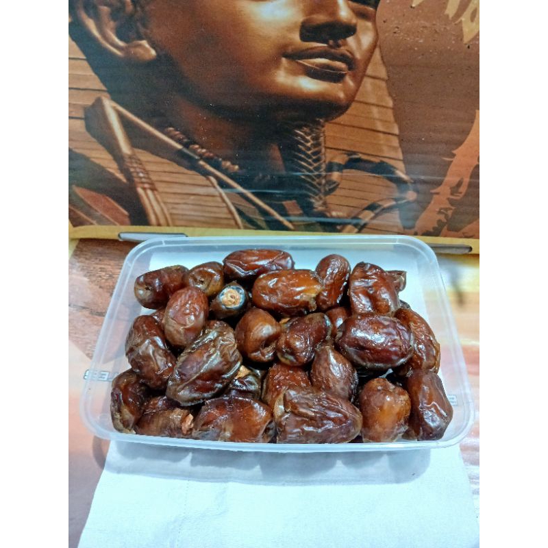 

Kurma Mesir (Golden Valley) 500 GR