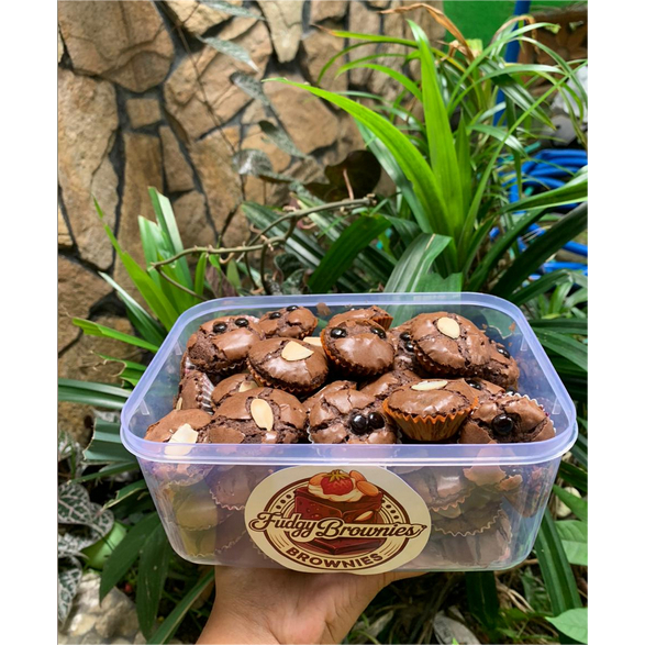 

FUDGY BROWNIE / BROWNIE KERING / HAMPERS BROWNIE KERING