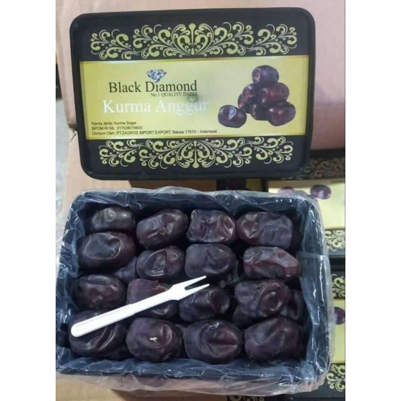 

Kurma Black Diamond Kemasan 550 GR