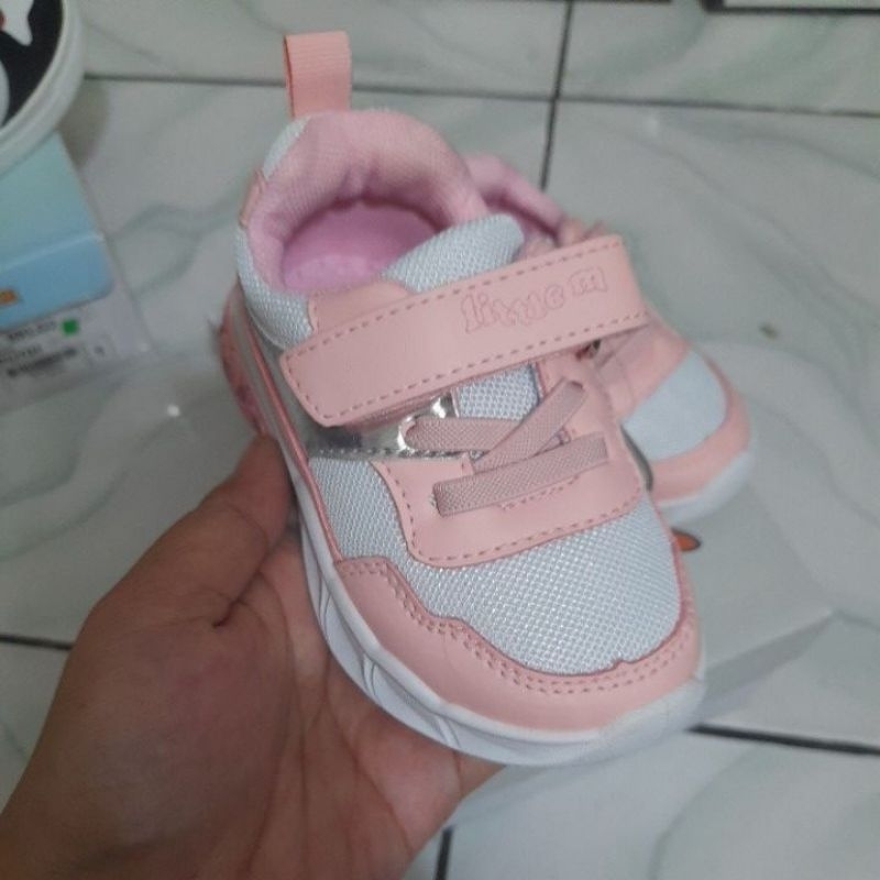 Little M sepatu LED original HLGG2