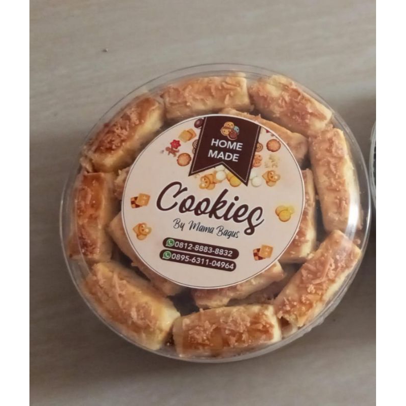 

Kue kering Kastenggel toples 500 gram.