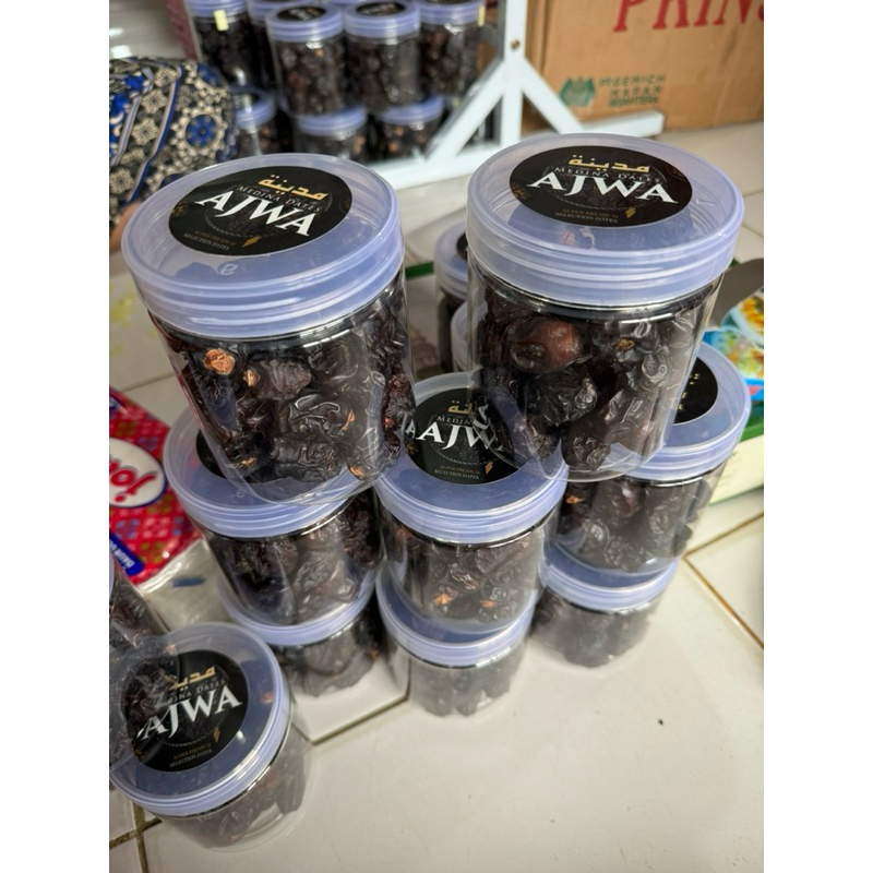 

Kurma Ajwa 250gram ( TOPLES )