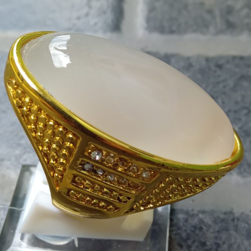 Natural Batu Cempaka Milky Kristal Best Quality