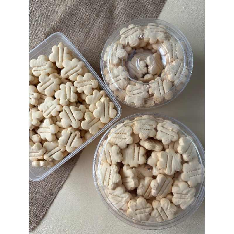 

kue lebaran bangkit santan