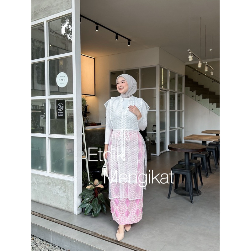 ETNIK MENGIKAT | ONE SET TENUN BULU AZELA PINK
