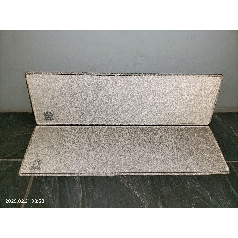 RO Bahan Plat Nomor Mobil Reflektif Hitam