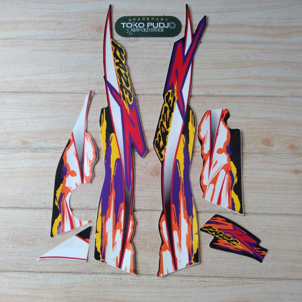 STRIPING SET STICKER BODY MOTOR KAWASAKI KAZE R 2004 -NEW OLD STOCK-