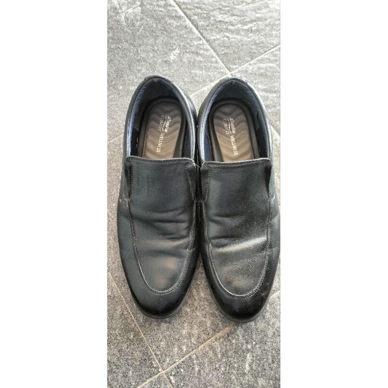 Sepatu Kulit BATA Comfit