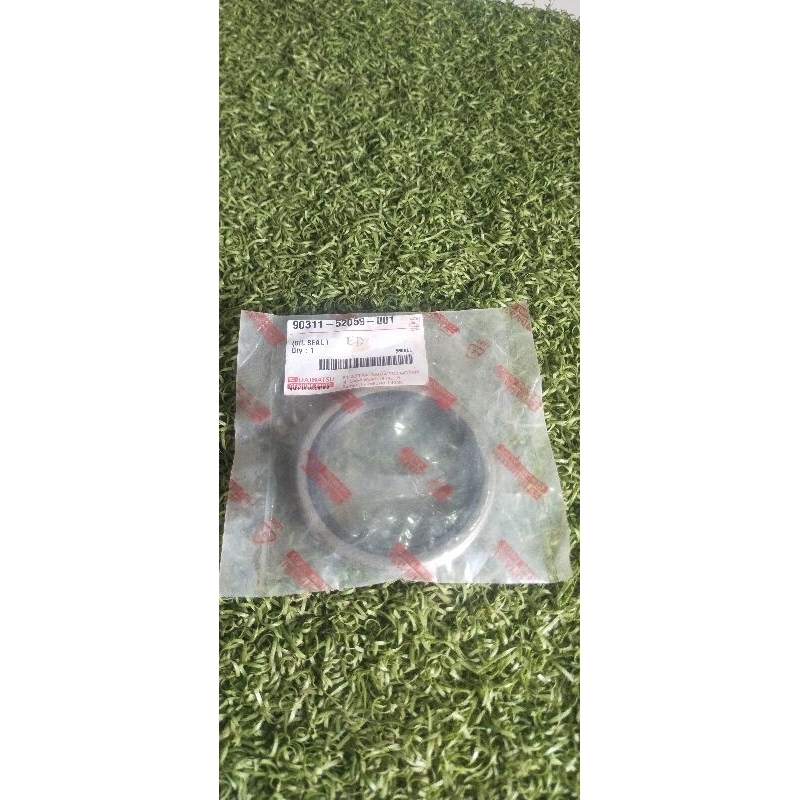 Seal As Roda belakang bagian luar Taft/ Feroza