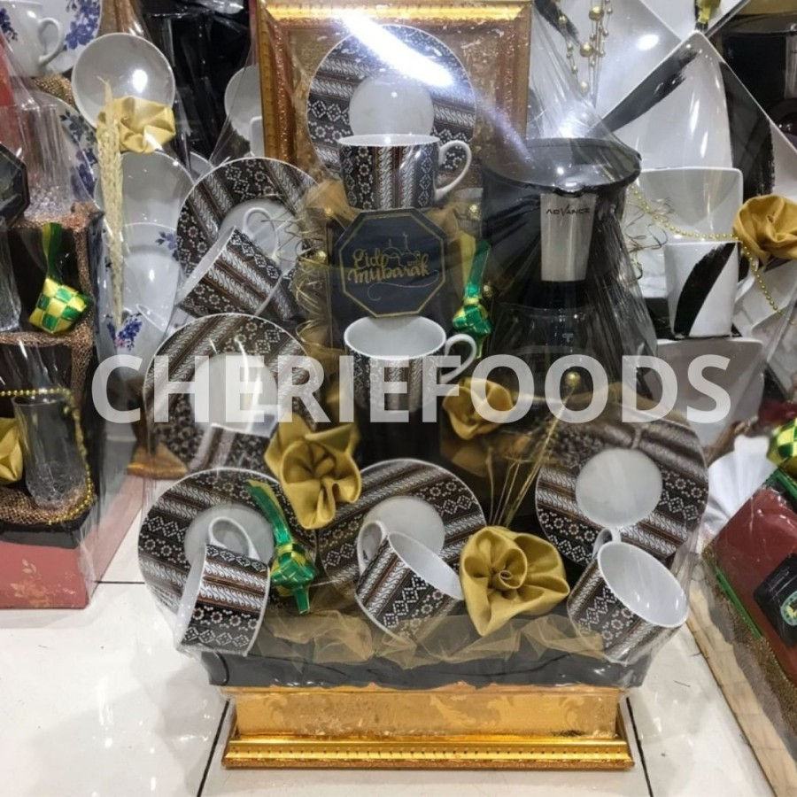 

Parcel Lebaran Tea set + Coffee Maker (Premieum) / Parcel Pecah Belah
