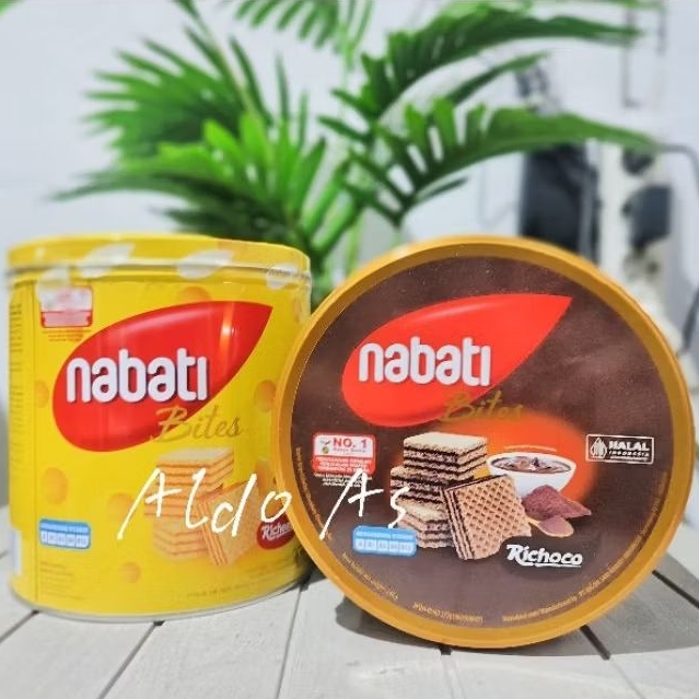 

Nabati Wafer Bites Kaleng / Wafer Renyah Berkualitas 240 gram