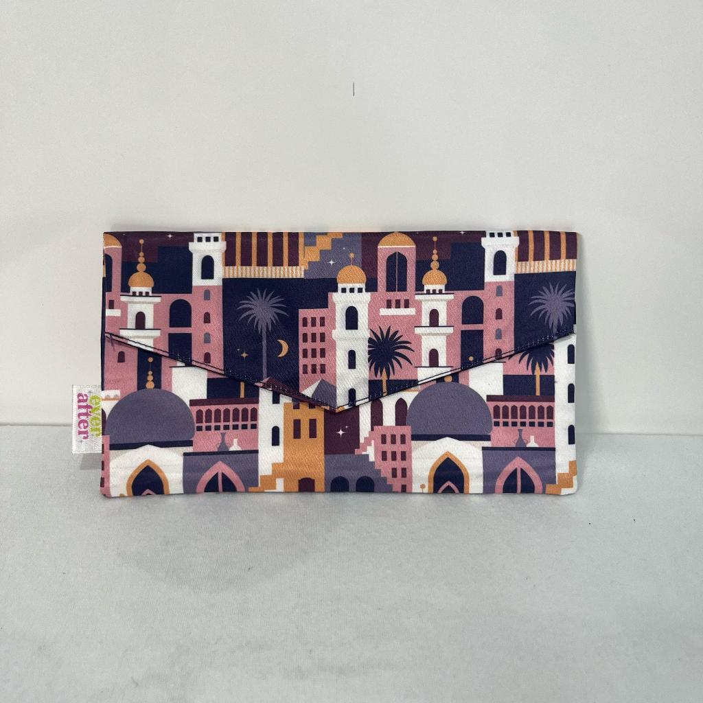 

AMPLOP LEBARAN LUCUU