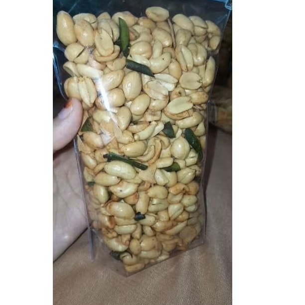 

KACANG BAWANG DAUN JERUK KACANG GURIH SANTAN