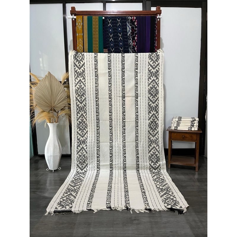 Kain tenun Putih -Kain tenun etnik -Kain tenun Jepara