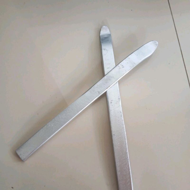 Cukit Ban Bahan Pir Mobil