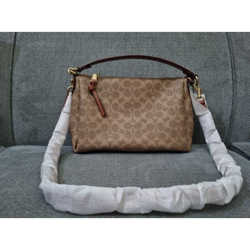 Preloved VGC Tas Coach Shay Signature Tan Rush (Crossbody)