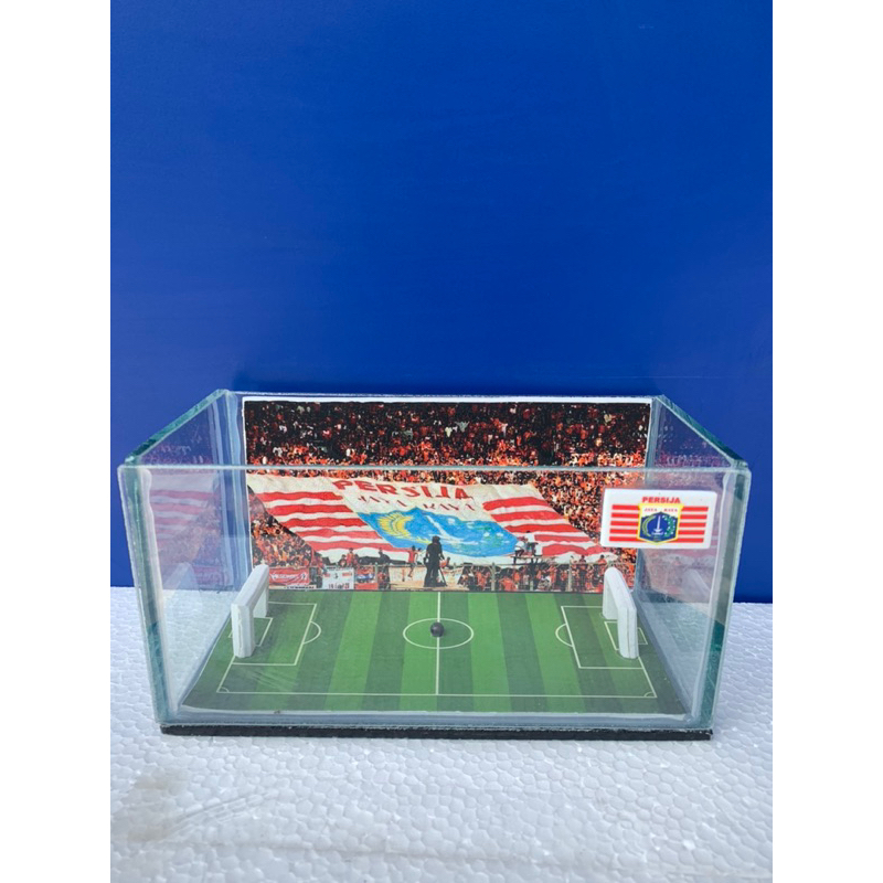 akuarium unik tema stadion persija.akuarium.akuarium cupang.akuarium mini.soliter cupang