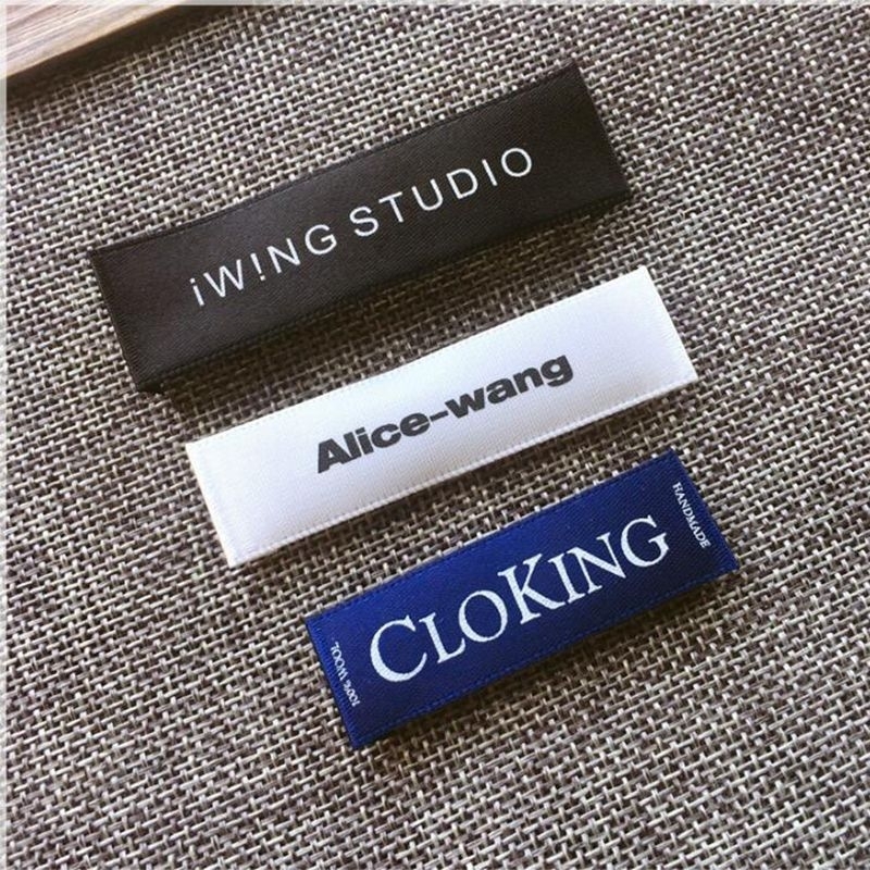 

Custom Label Akrilik Label Hijab Inisial Nama Brand Usaha