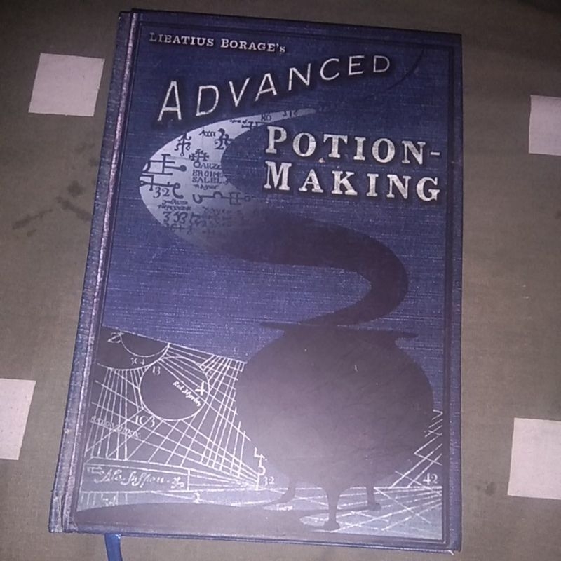 

Buku catatan notebook hard cover Harry Potter - Advanced Potion Making