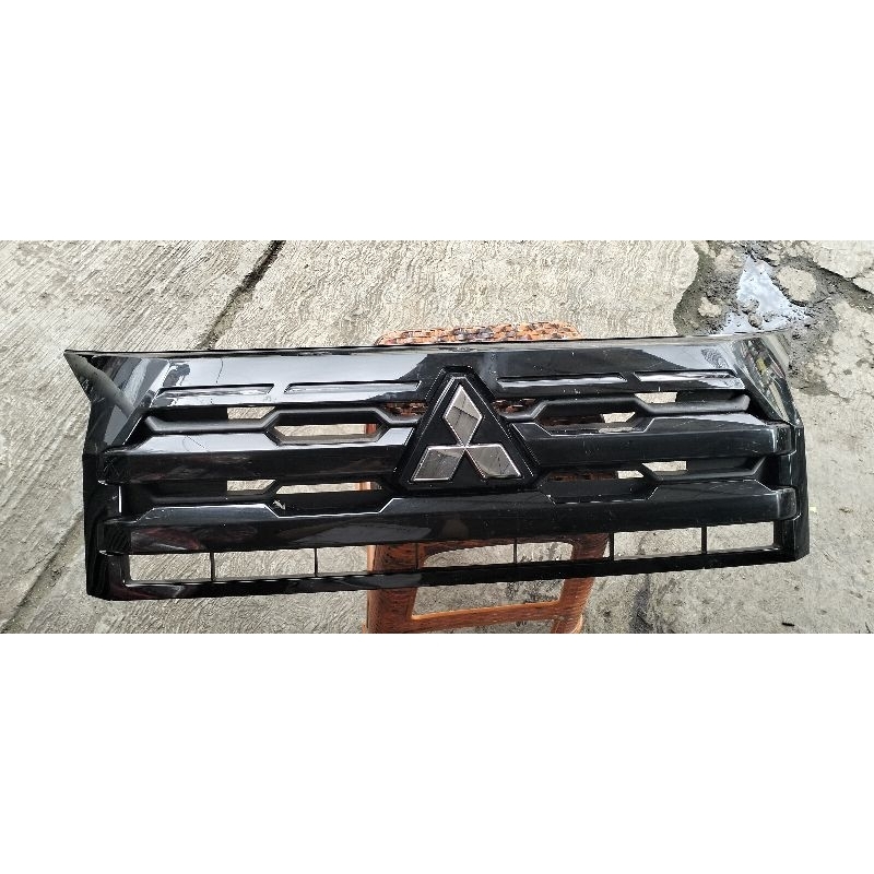 Grill bemper depan xpander cross facelift 2023
