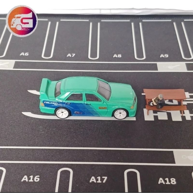 Hot wheels premium mercedes benz 190E falken loose from team transport