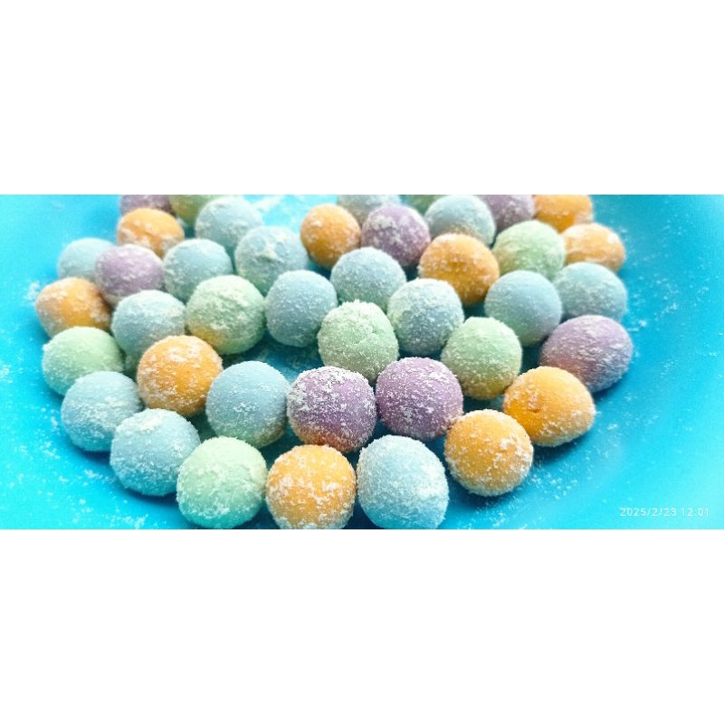 

Bola susu dari dancow dan susu asli