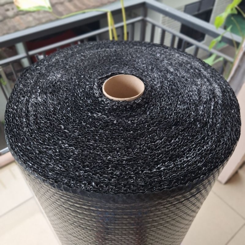 

IK6 Bubble Wrap Roll Core Kingsman 3kg Murah Bening & Hitam 20cm 25cm 30cm 40cm 50cm 60cm 80cm x