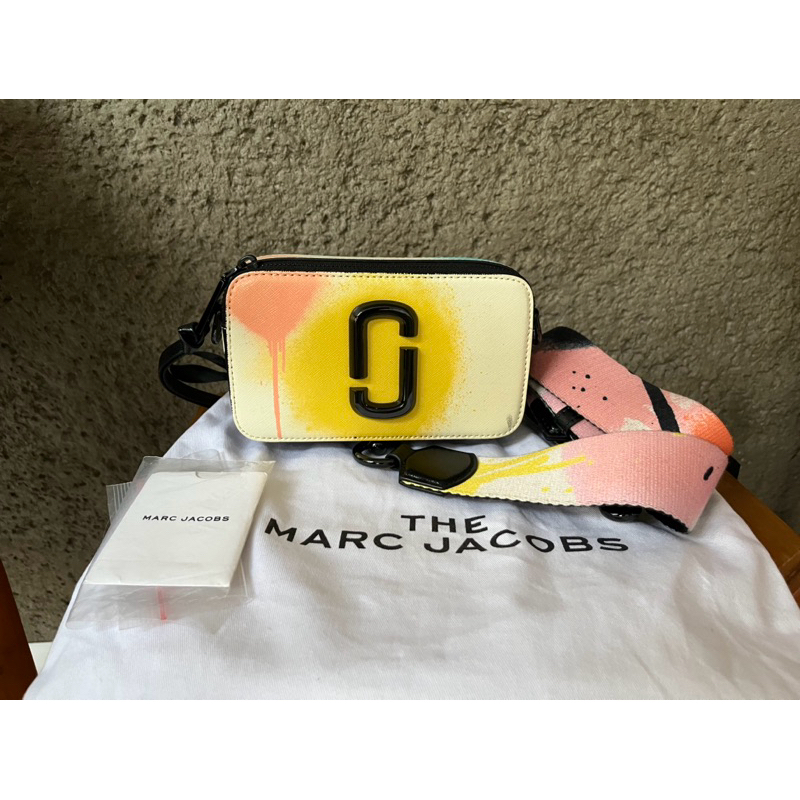 marc jacobs the snapshot spray paint