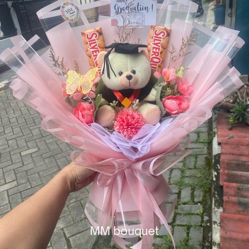 buket bunga boneka wisuda silverqueen-buket wisuda coklat silverqueen-buket wisuda