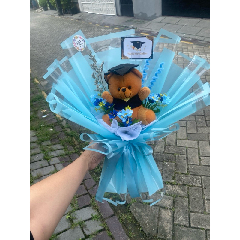 buket wisuda cowok-buket boneka wisuda untuk cowok-buket wisuda