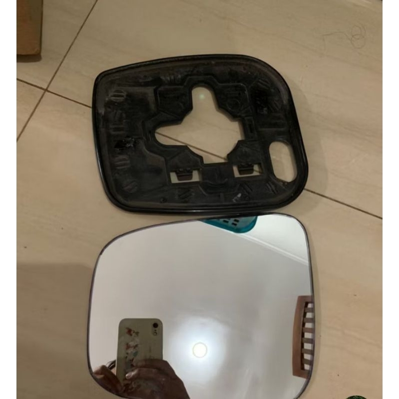 Kaca Spion Mobil Mitsubishi Kuda 1997 1998 1999 2000 2001 2002 hanya kacanya saja