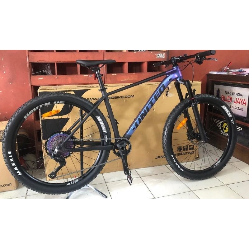 UNITED CLOVIS 8.00 11 Speed (second)