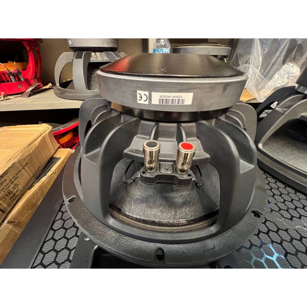 Lavoce WAF 122.50 12" 350 - 700 WATT VOICE COIL 2.5" LAV 12250