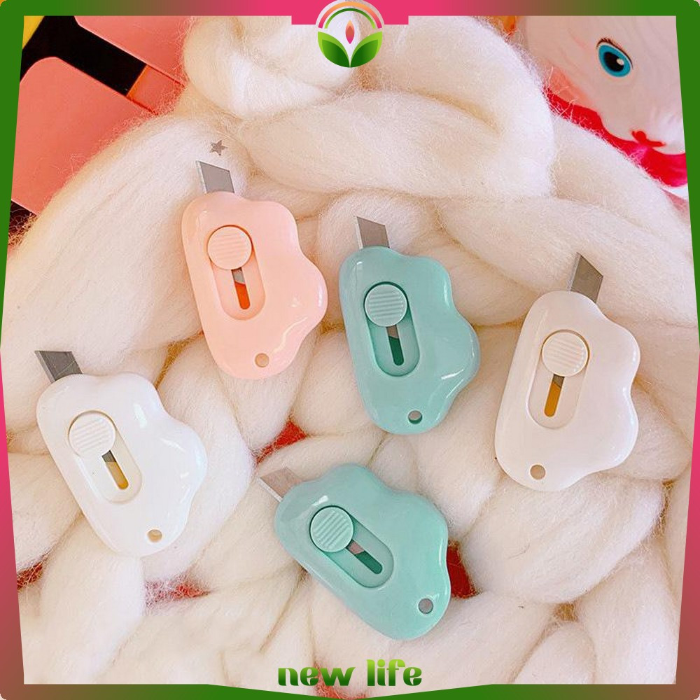 

Pisau Cutter Mini Portable Bentuk Awan / Pisau Cutter Mini Alat Bantu Potong Kertas / Alat Tulis Kantor Pisau Kartun Model Awan Impor Newlife C953