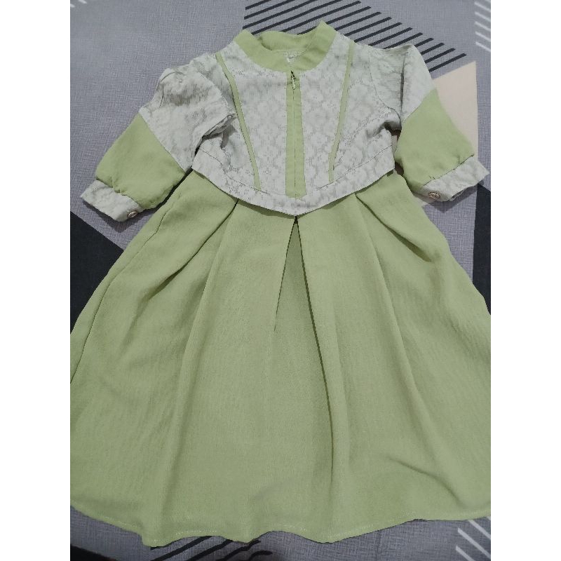 preloved baju gamis anak lebaran sage/gamis anak mewah size XS