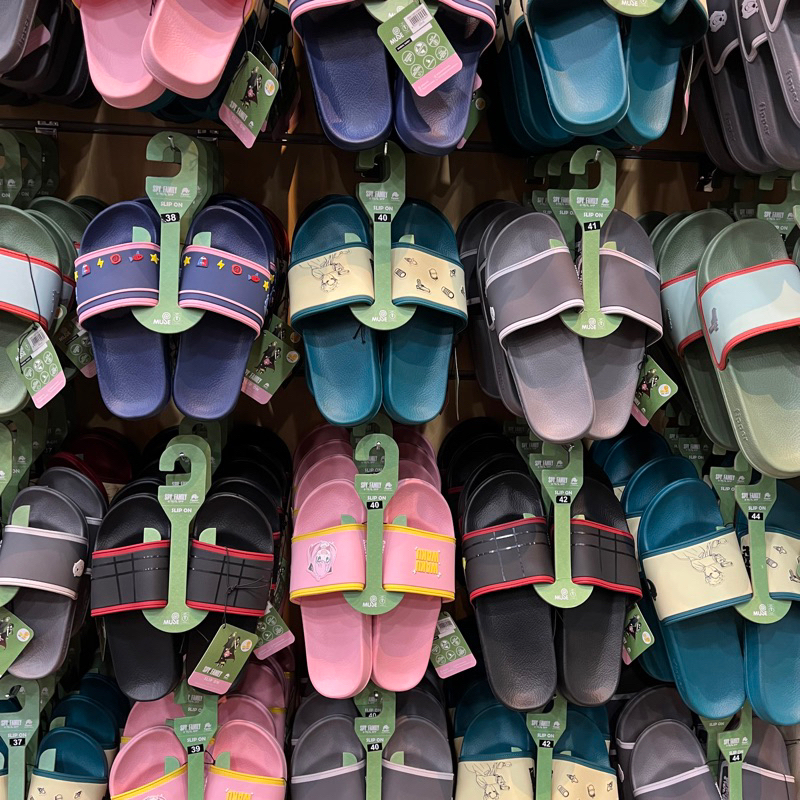 Sandal fipper Cowok cewek unisex spy family slip on slide sale