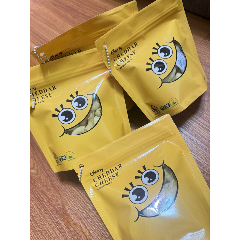 

Cheezy bundling 4 pcs keyring edition -original cheese non msg
