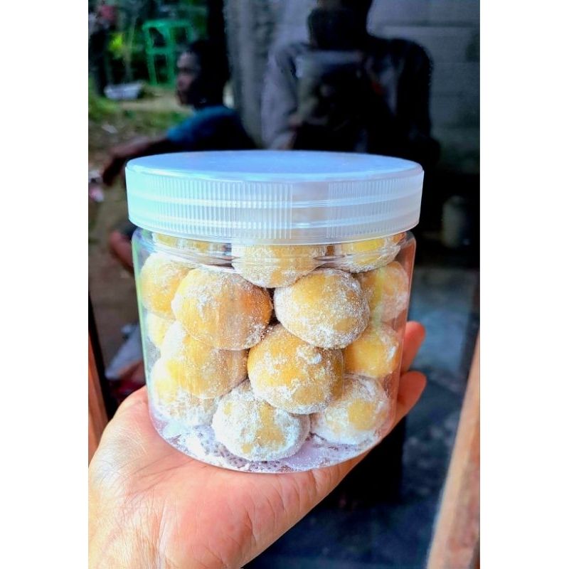 

Kue Putri Salju Keju Premium 500 ml