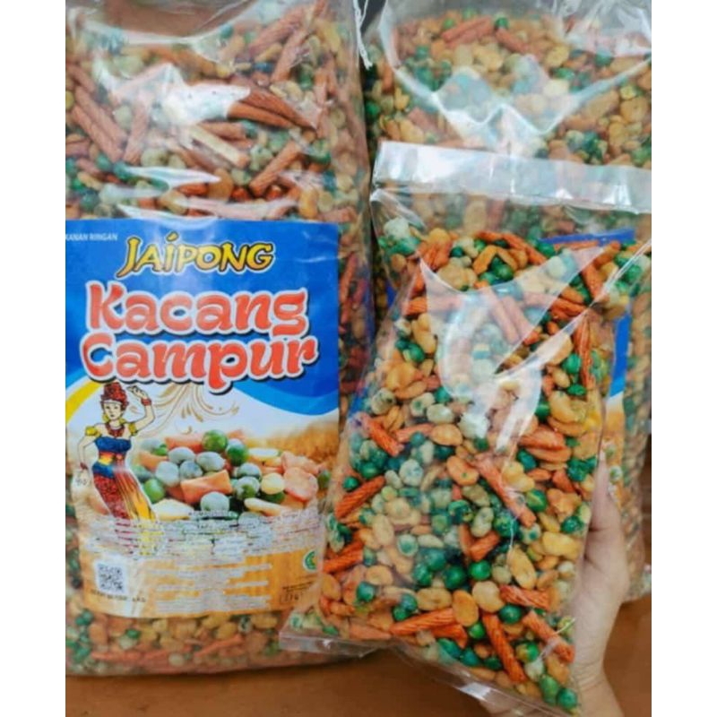 

KACANG CAMPUR 500GRAM
