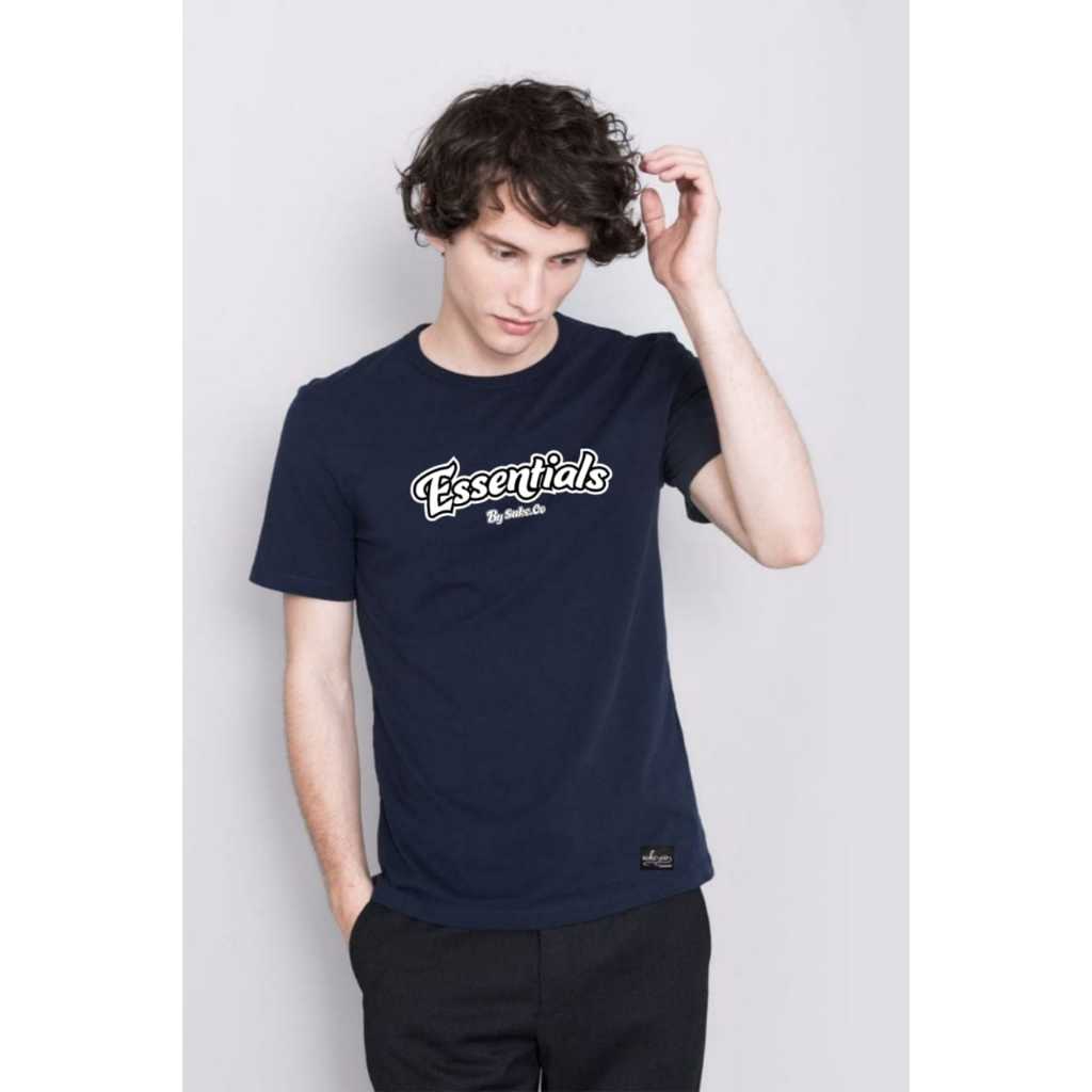 Kaos DIstro Premium Essentials / Kaos Import Branded Pria Wanita /Tshirt Essential Termurah
