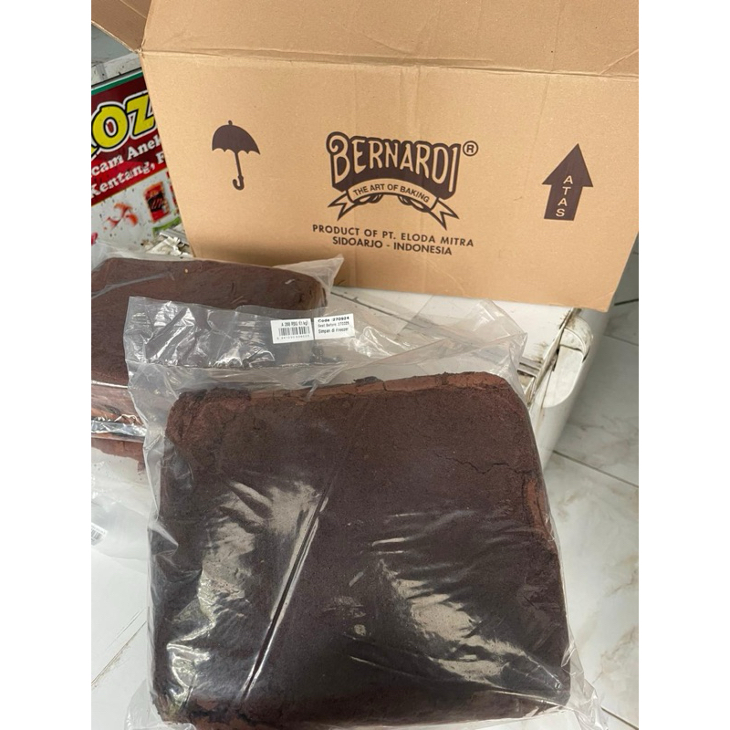 

Rework tepian Gold Cake Coklat By Riouse Bernardi