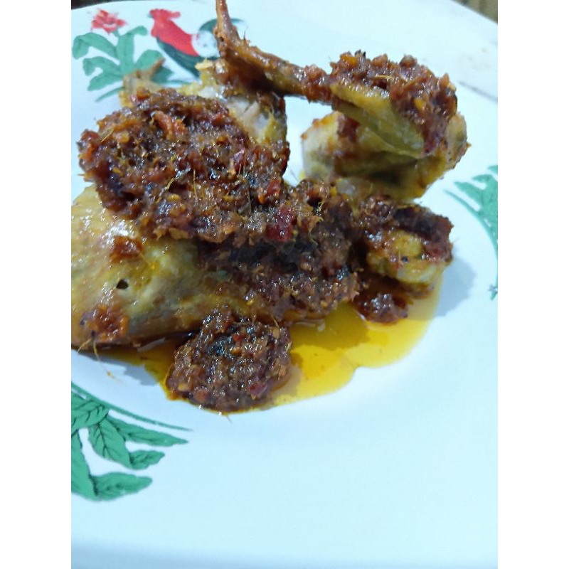 

AYAM GORENG BUMBU MADURA HITAM ISI 5