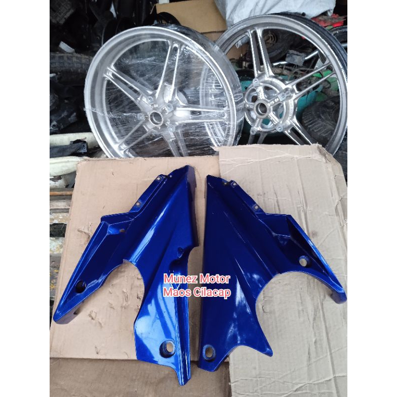 UnderCowl R15v2 Original / Cover Mesin R15v2 original 2pk-f8385-00