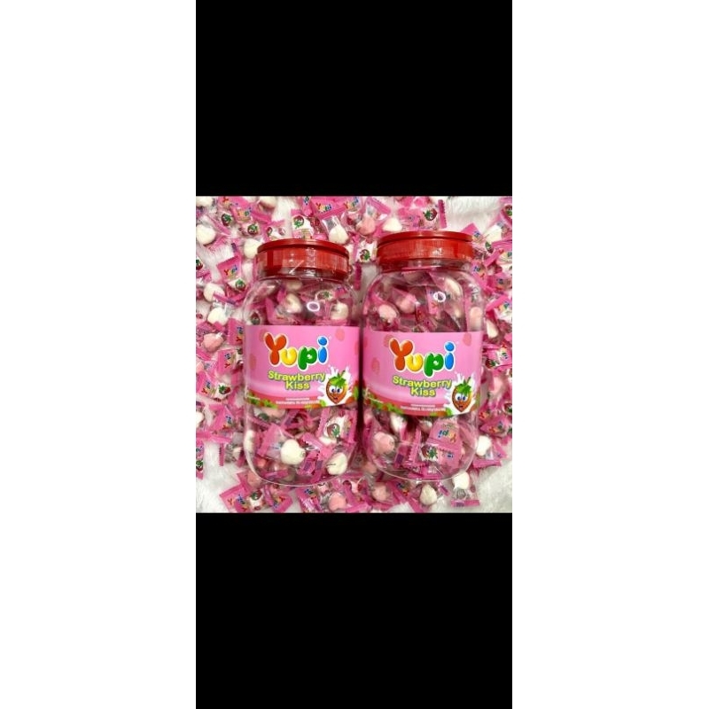 

PERMEN YUPI KISS TOPLES ISI 125PCS