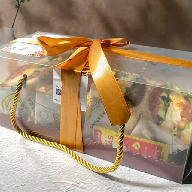 

HAMPERS SANDWICH IMLEK RAMADHAN IDUL FITRI BIRTHDAY Series by ig : sanswich_sby (Instant & Sameday)