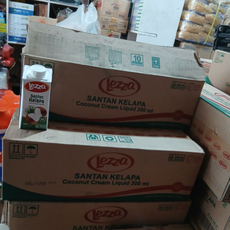 

Lezza Santan Kelapa 200 ML - 24 pcs (1 dus)