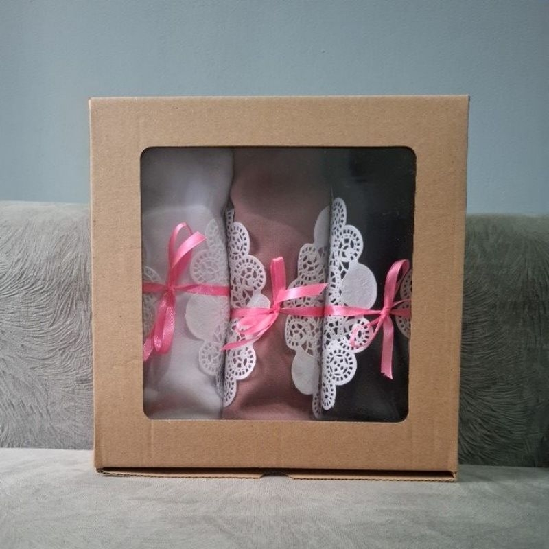 Hampers Bella Square Hijab